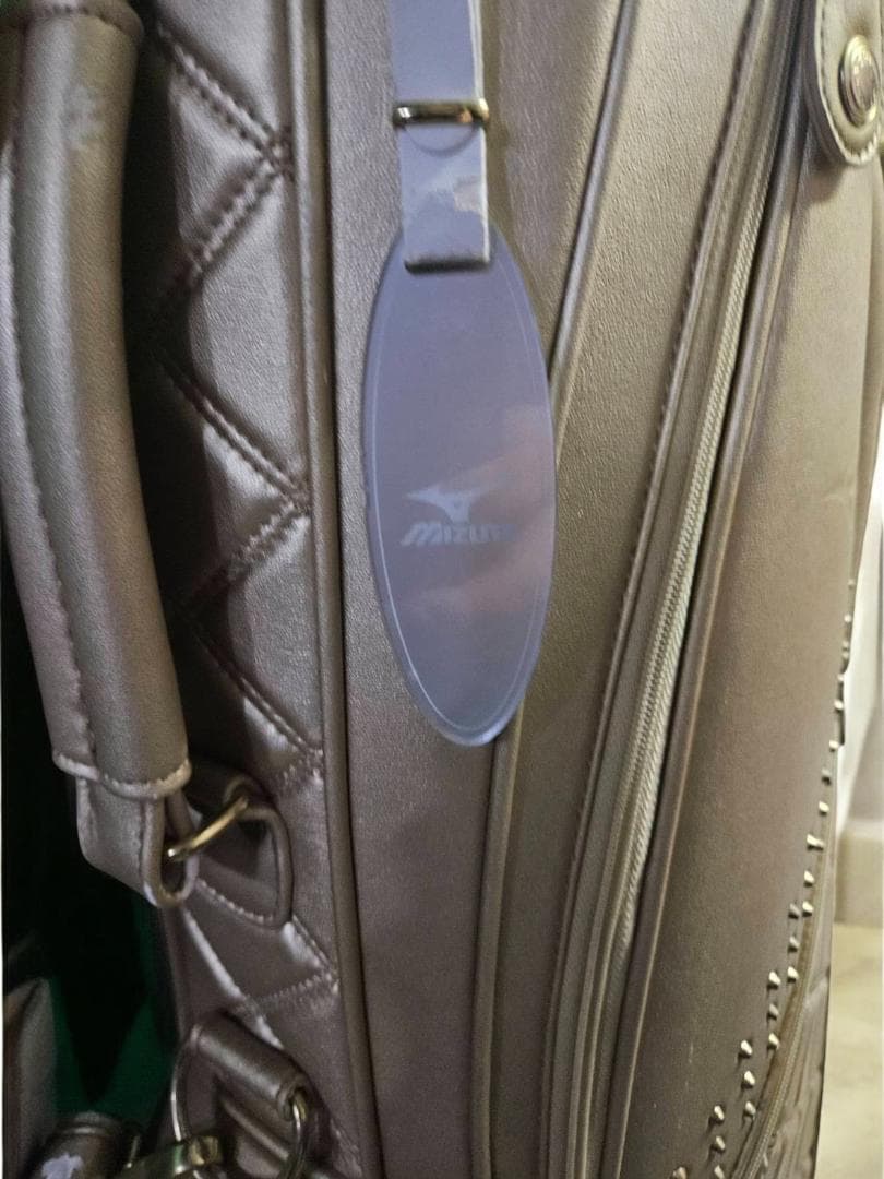 送料無料/美品　Mizuno ホワイトゴールドカラー/ 軽量タイプキャディバッグ