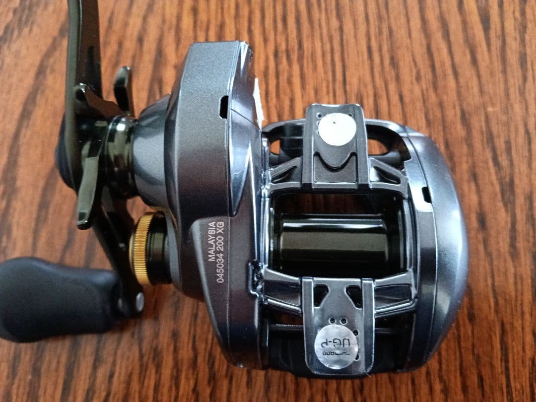 シマノ クラドDC 200XG RIGHT