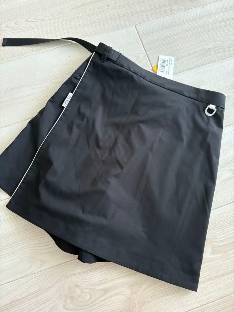 New Era レディース ゴルフスカート 黒　サイズＬ