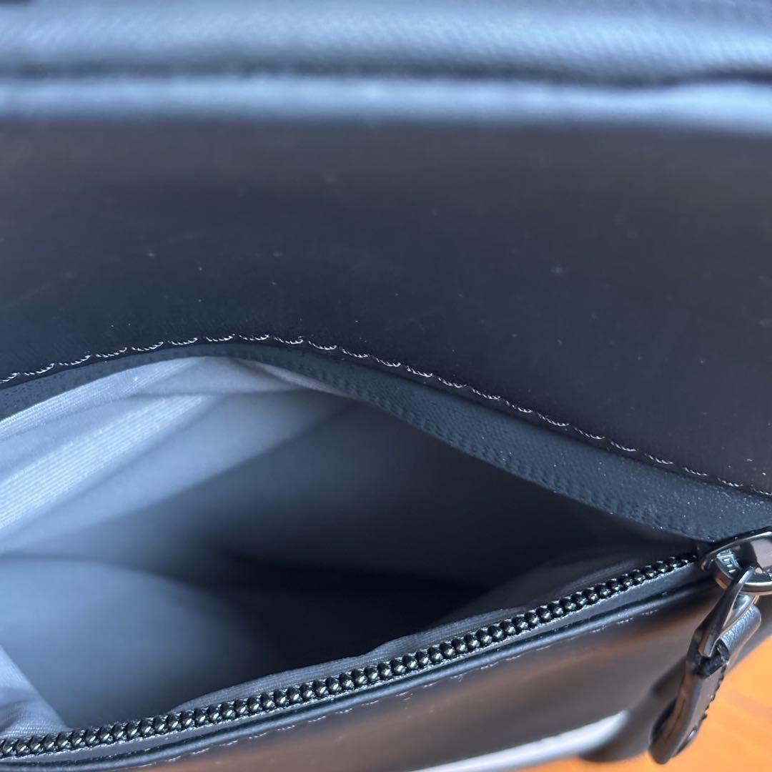 【J.Lindeberg Golf】シューズケース Black ＆ White