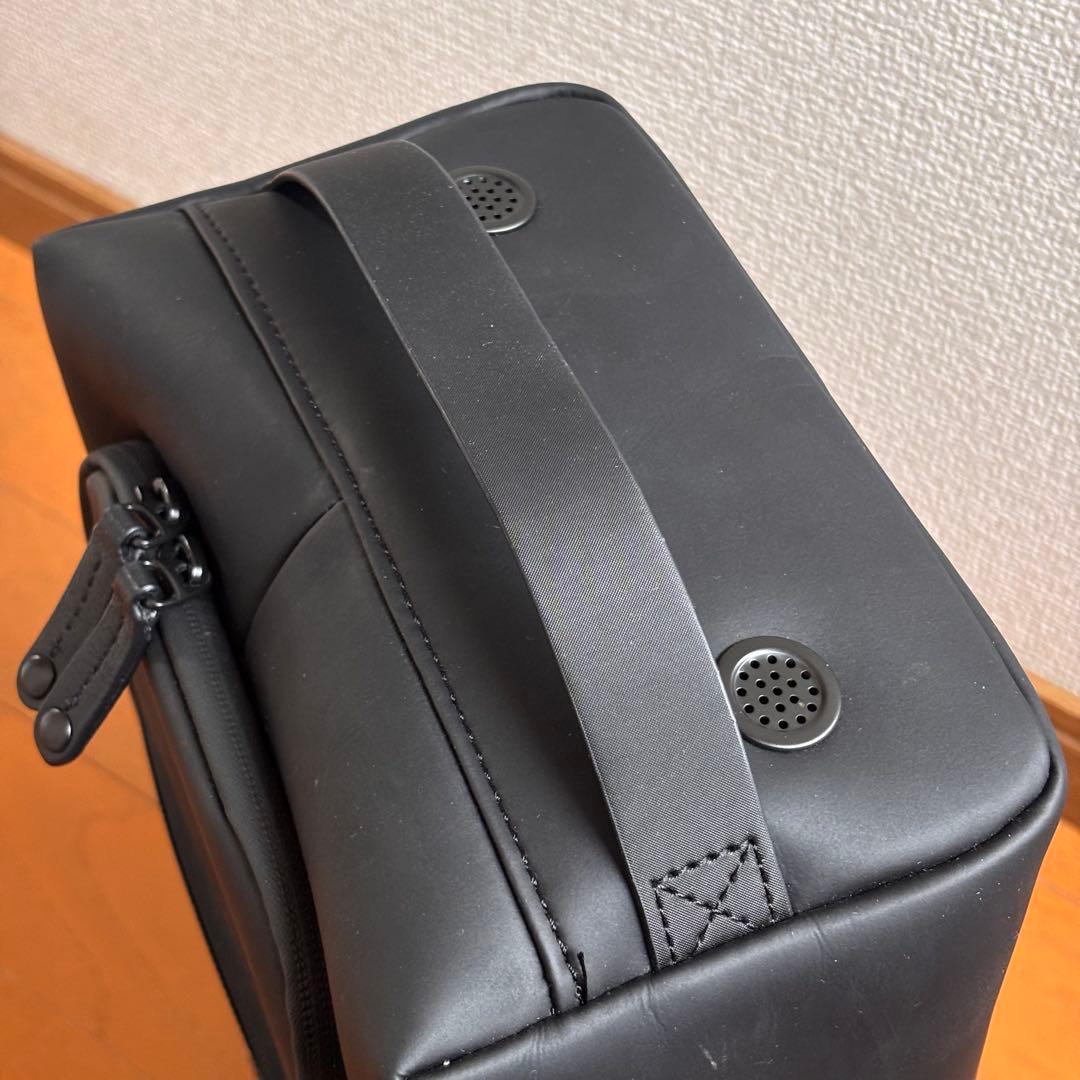 【J.Lindeberg Golf】シューズケース Black ＆ White