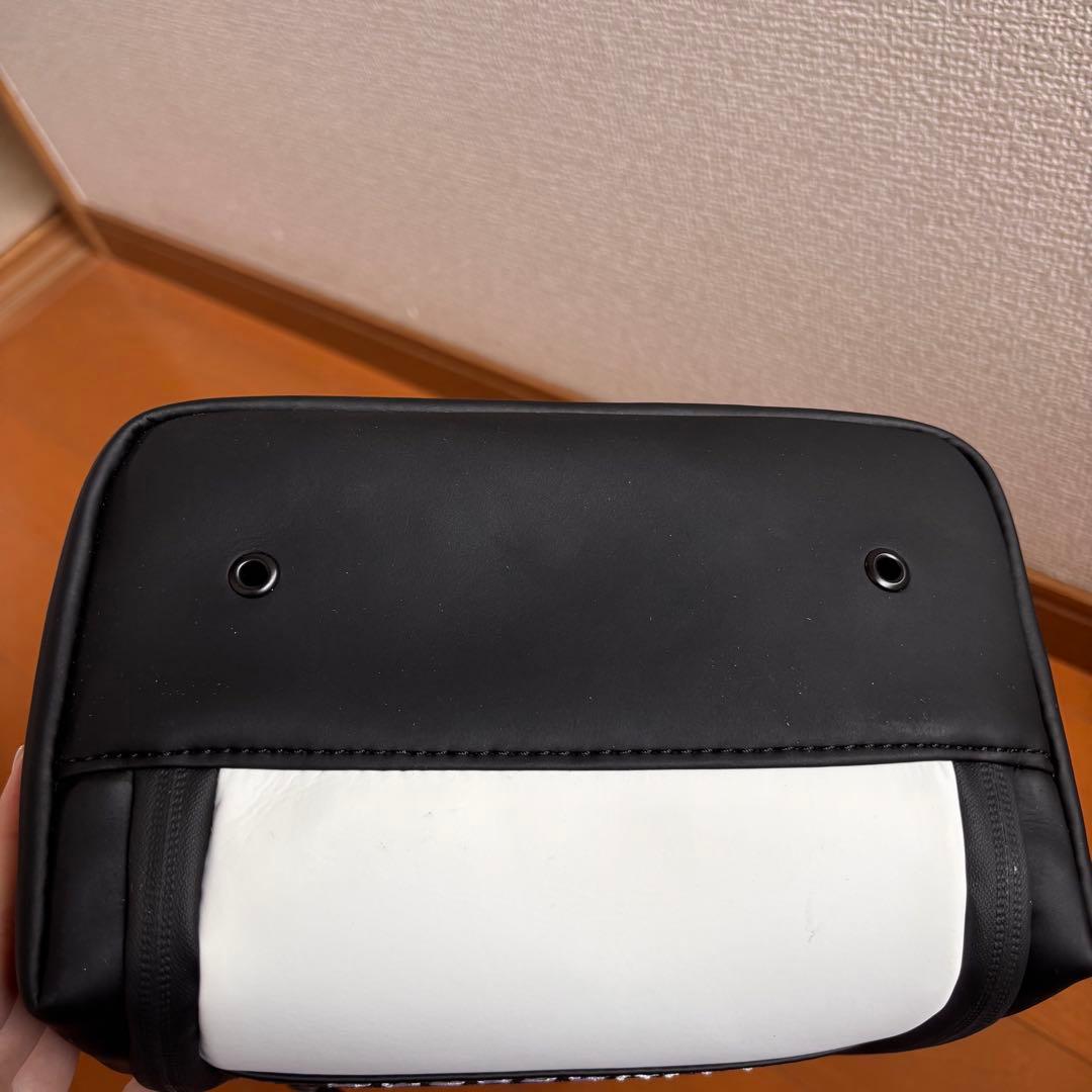 【J.Lindeberg Golf】シューズケース Black ＆ White