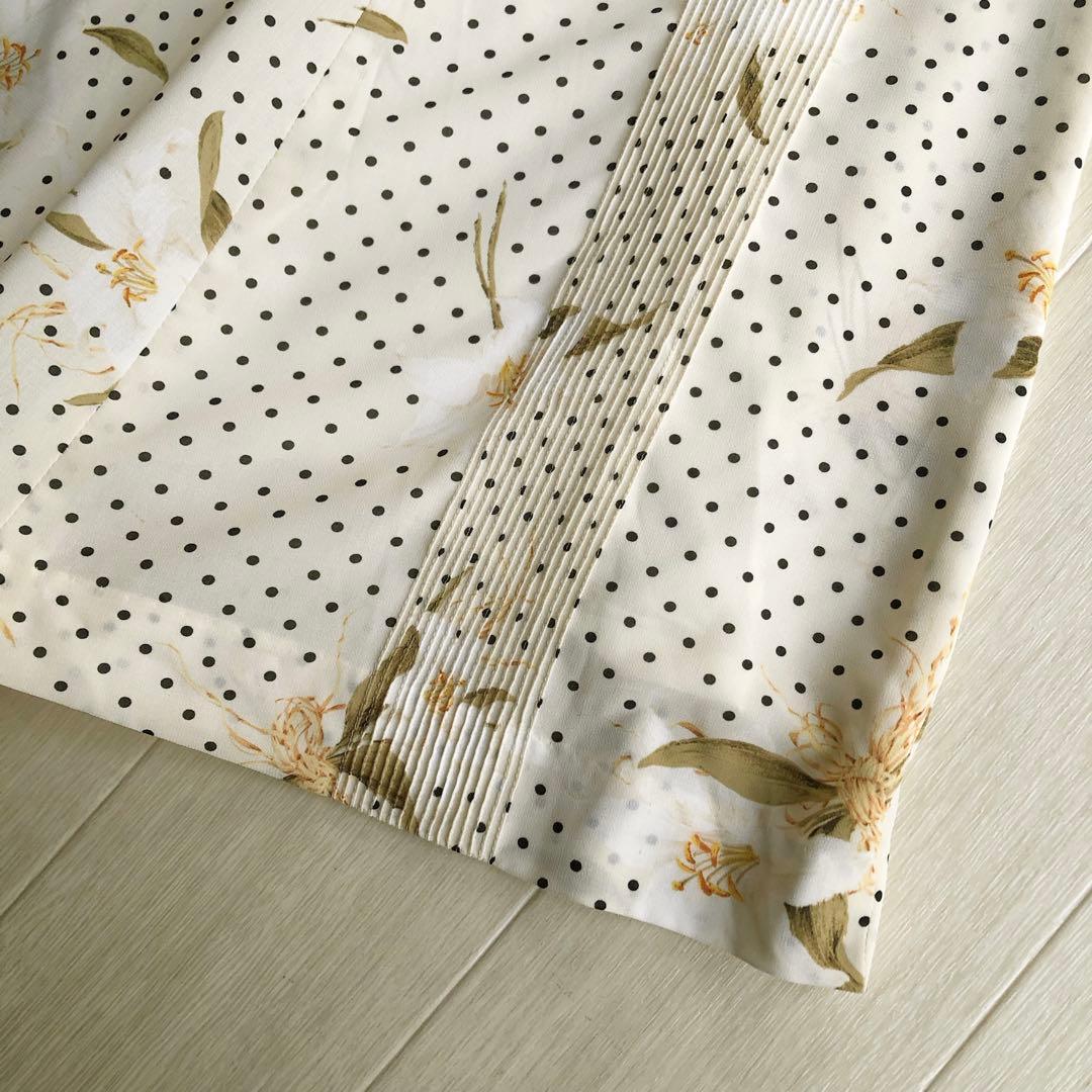 インゲボルグ ドット 百合 リリー 花柄 ピンタック レース 生成色 ワンピース