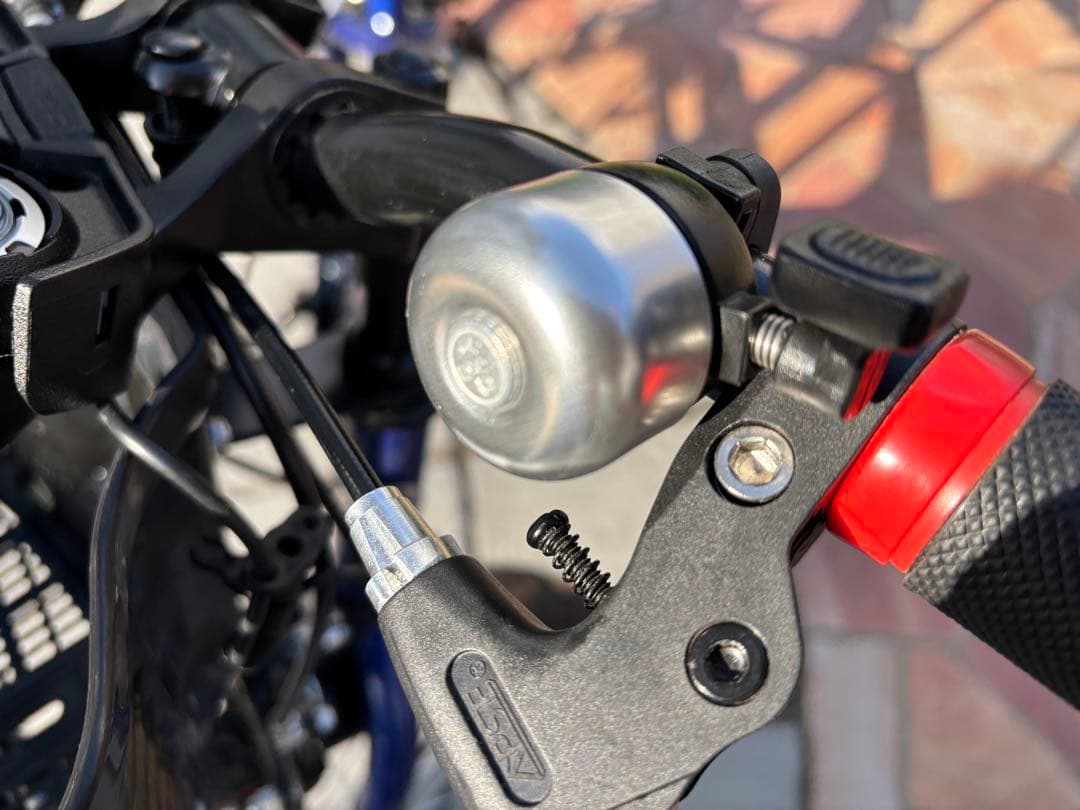 BRIDGESTONE24インチ　キッズサイクル青黒　 直接受け渡し