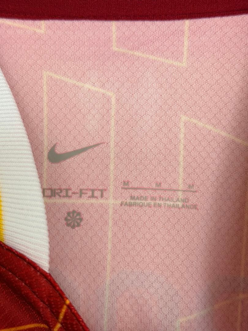 リヴァプール　ソボスライ　 8番