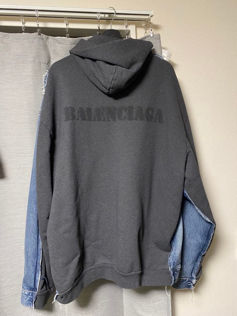 ジャケット・アウター BALENCIAGA Hybrid Hooded Jacket