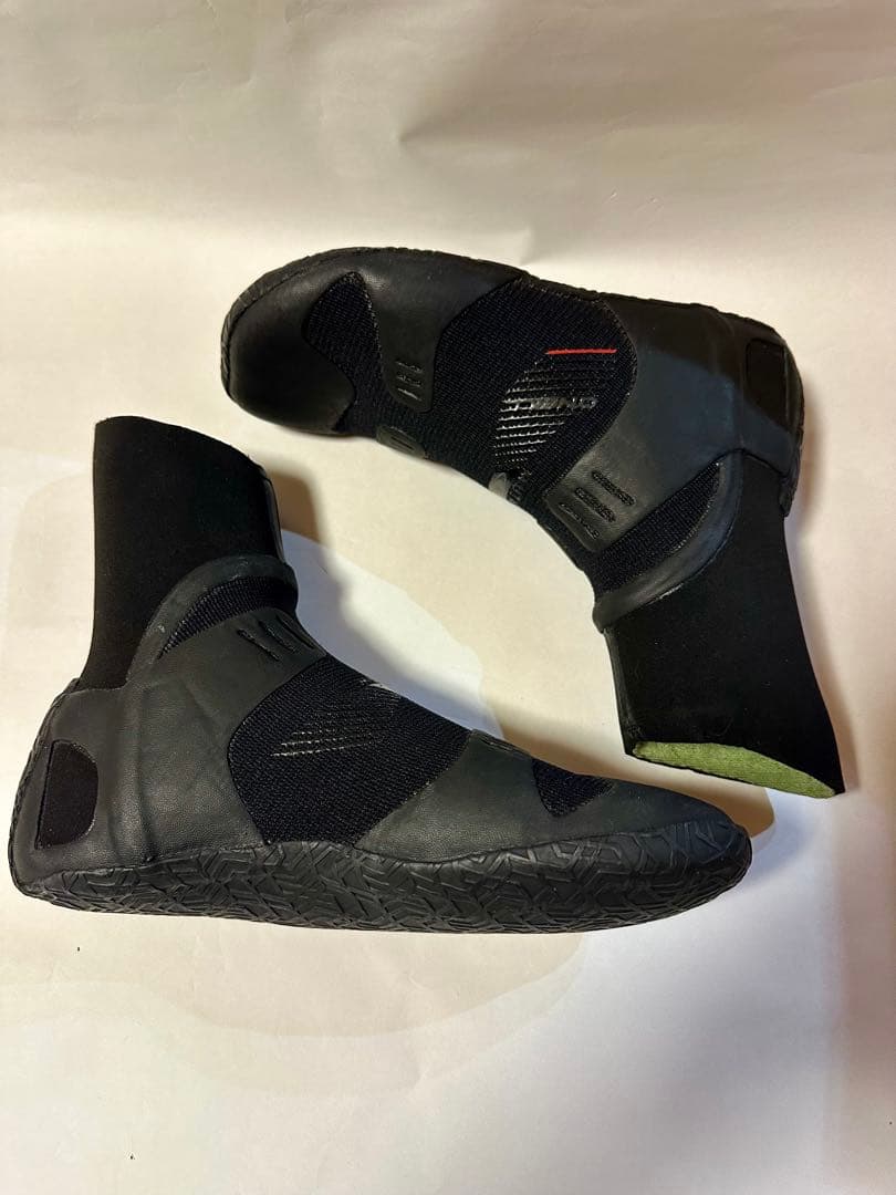 サーフィンブーツ　オニール　ミュータント4　25cm