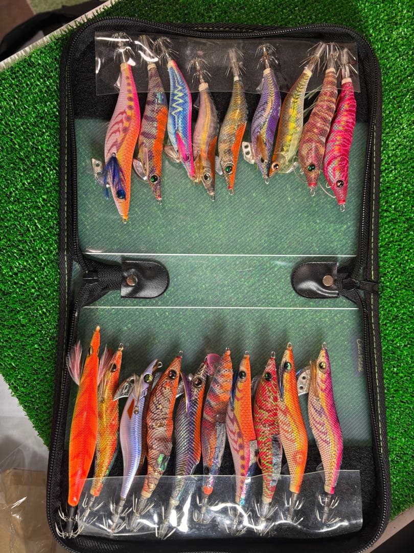 有名どころエギ・餌木 28個セット ジッパーケース、フックカバー付き