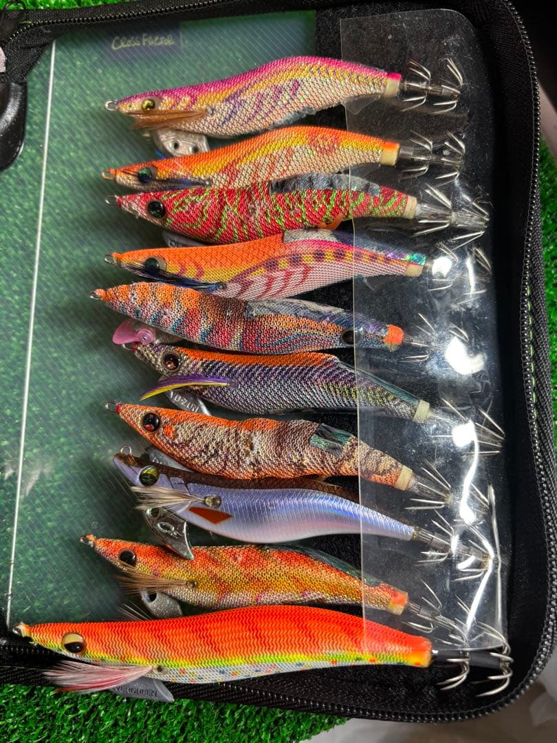 有名どころエギ・餌木 28個セット ジッパーケース、フックカバー付き