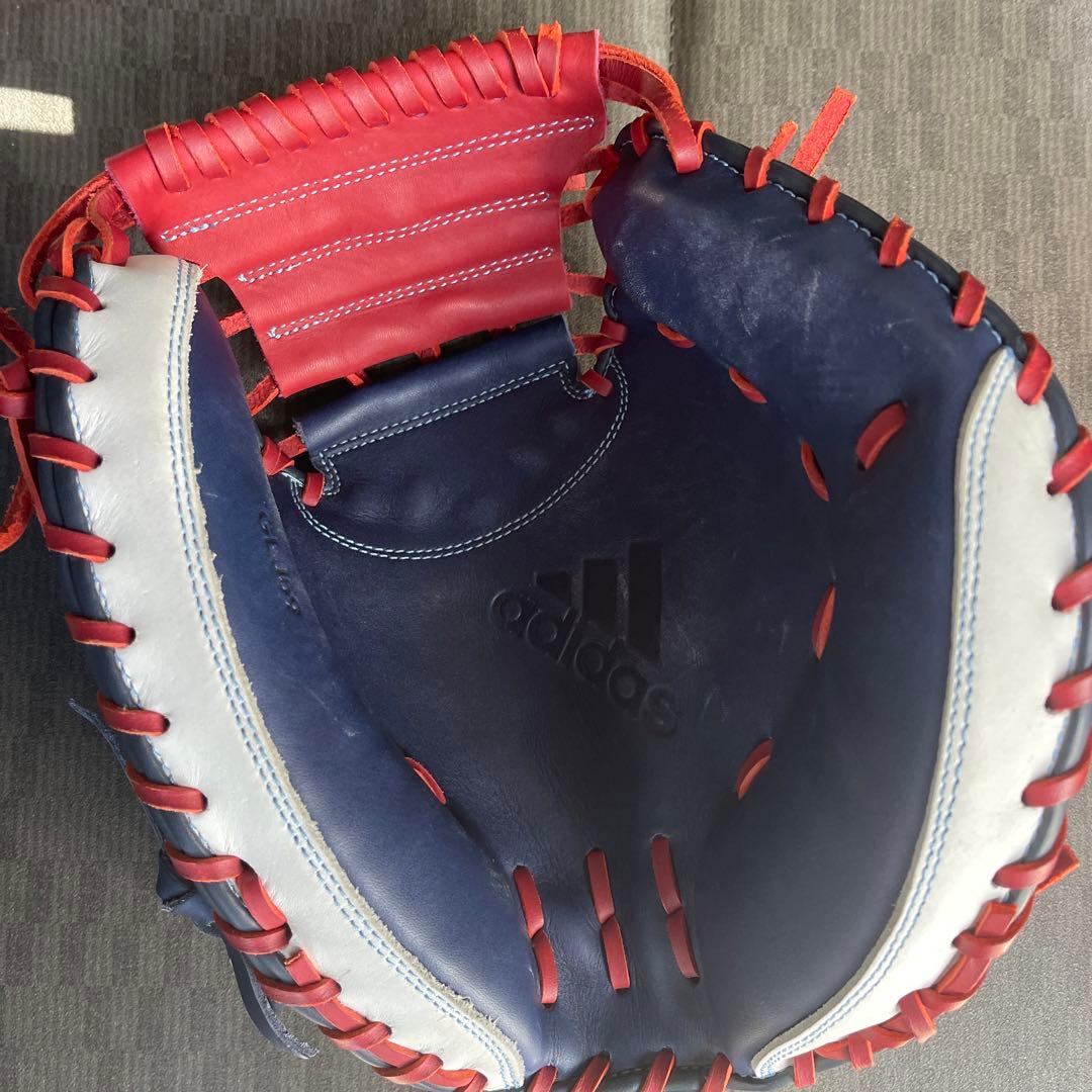 アディダス　軟式　キャッチーミット