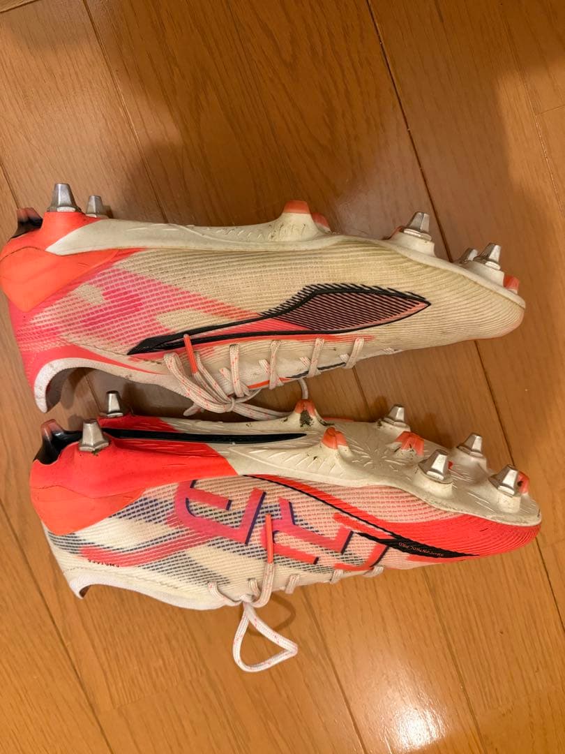 PUMA スパイク　鉄ポイント