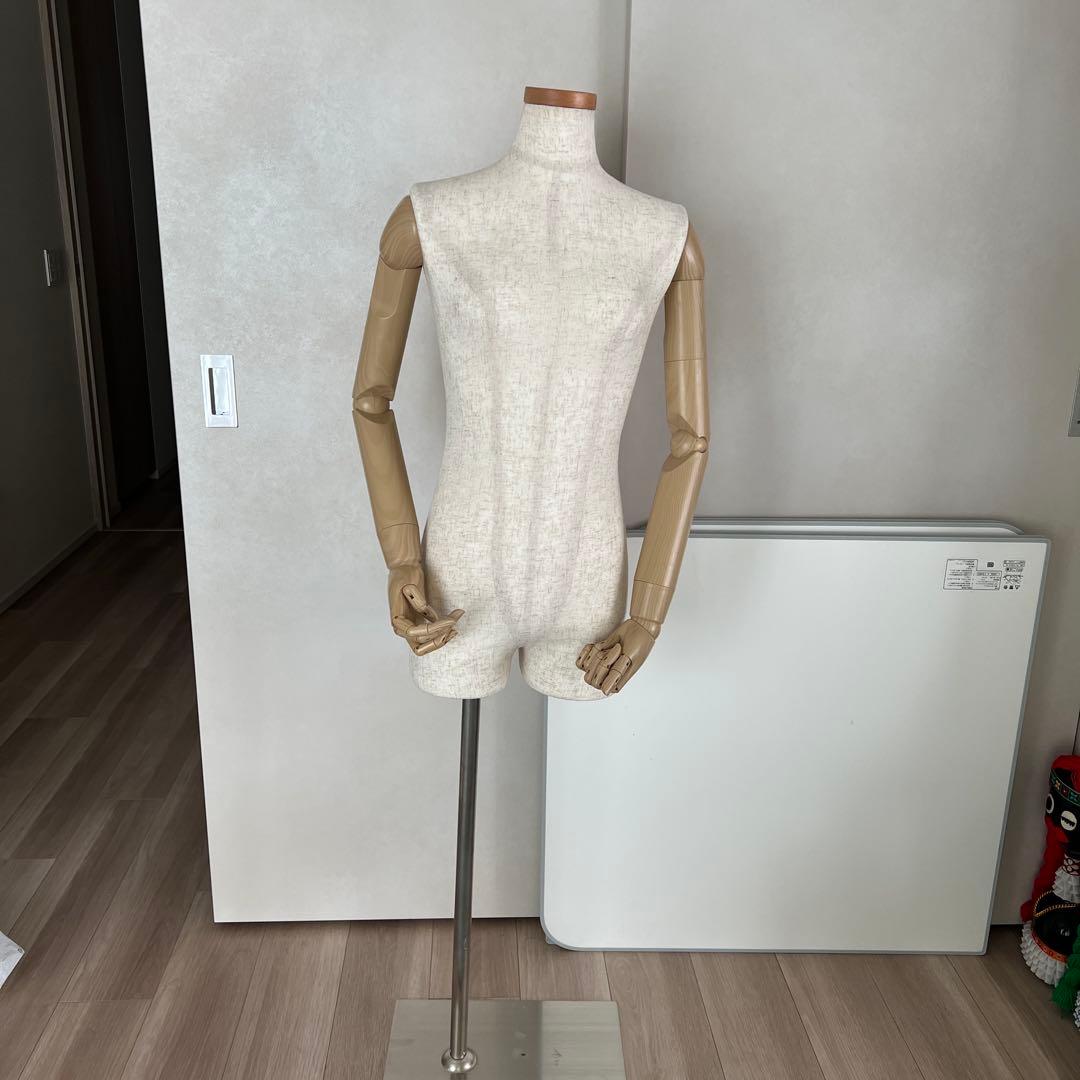 可動型マネキン