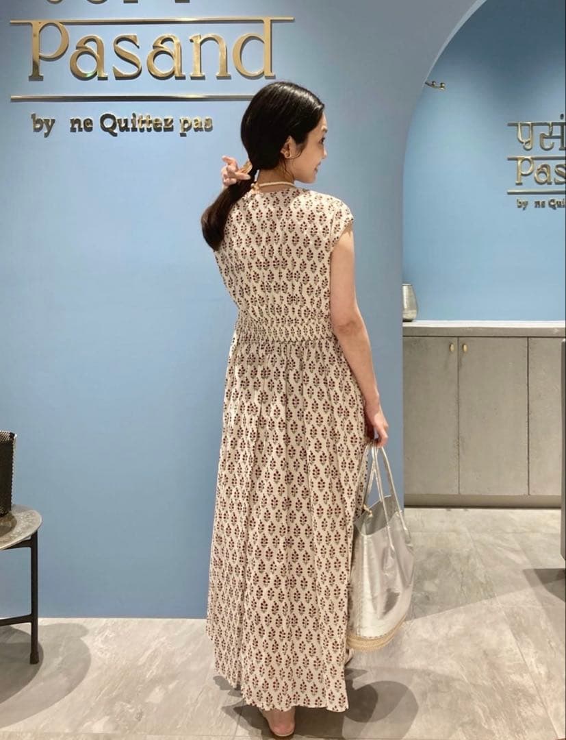 新品　ヌキテパ　コットンボイルフラワーワンピース　ブラック　Sサイズ