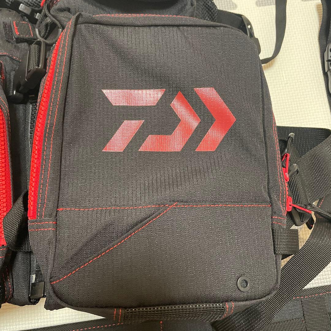 ダイワ　ベンチクールゲームベストⅢ