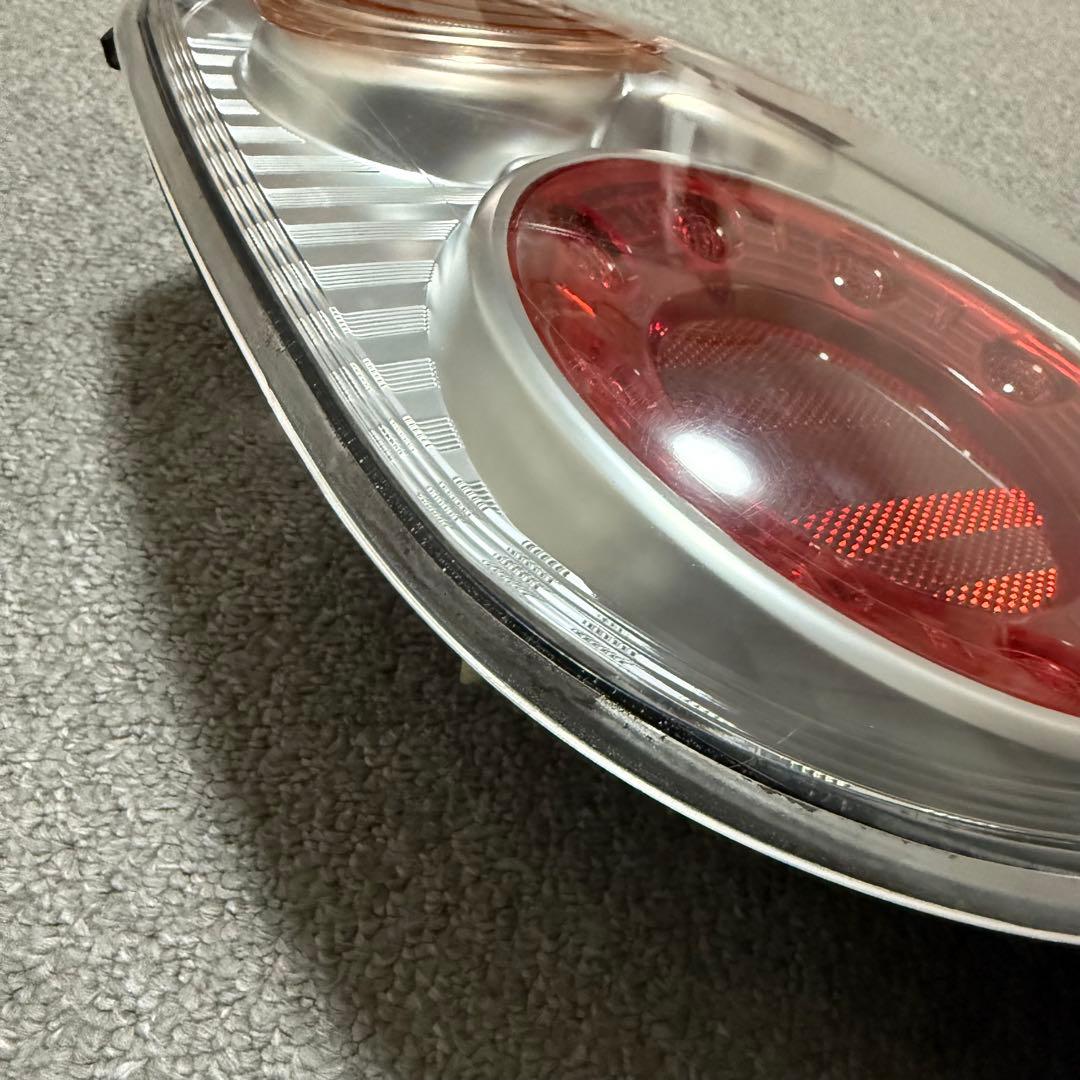 スズキ純正 アルトラパン ショコラ HE22S テールランプ左右 ジャンク扱い