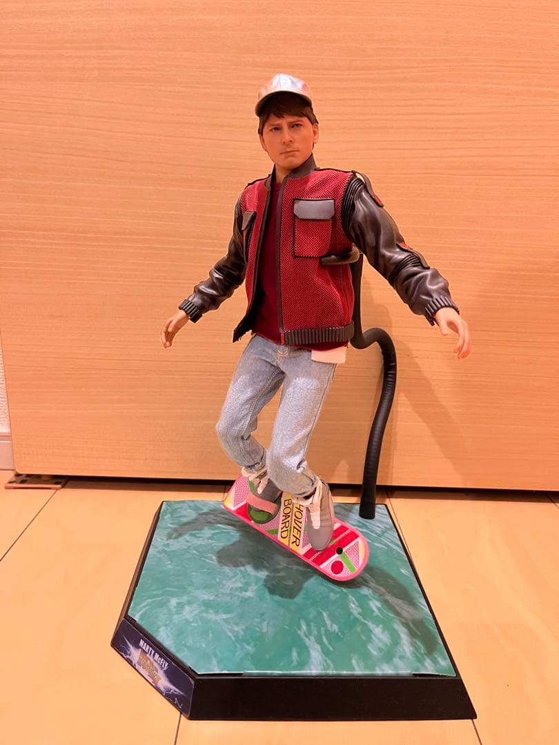 ホットトイズ バック・トゥ・ザ・フューチャー２　マーティ