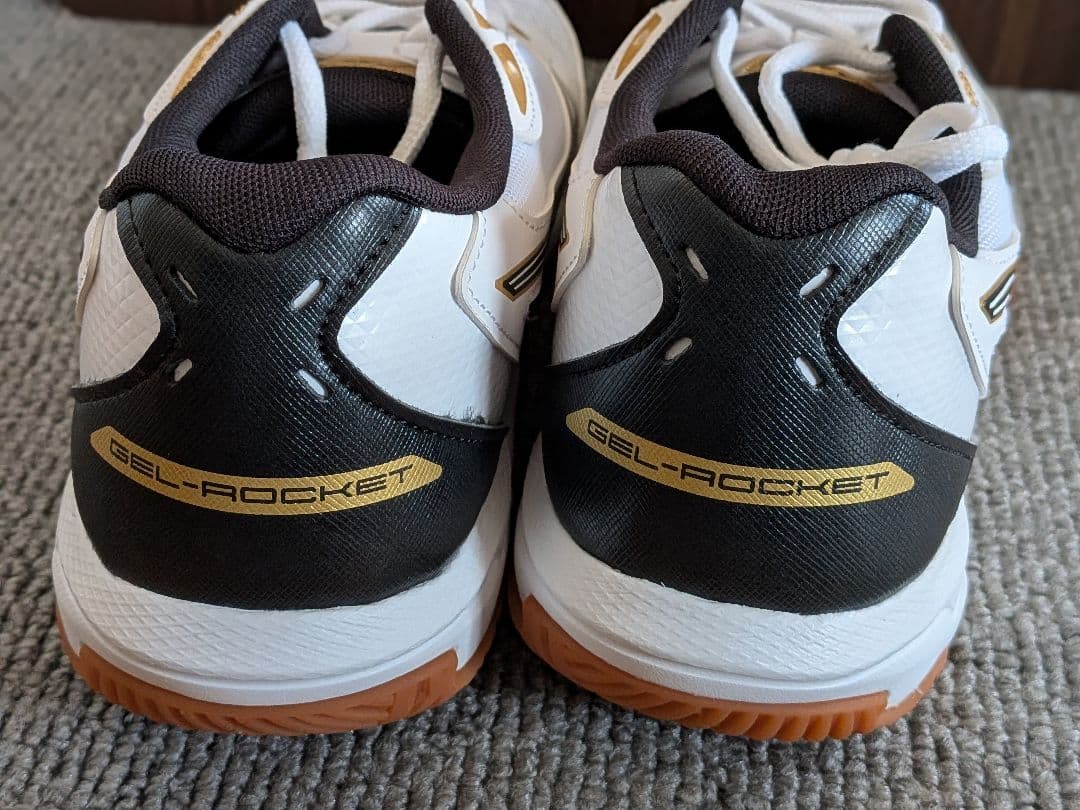 美品 ASICS バレーシューズ 26cm メンズ 人気カラー