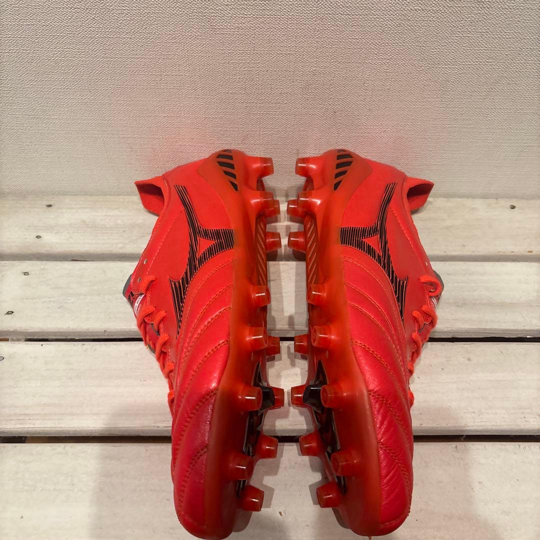 サッカースパイクモレリアネオ3イグニッションレッド