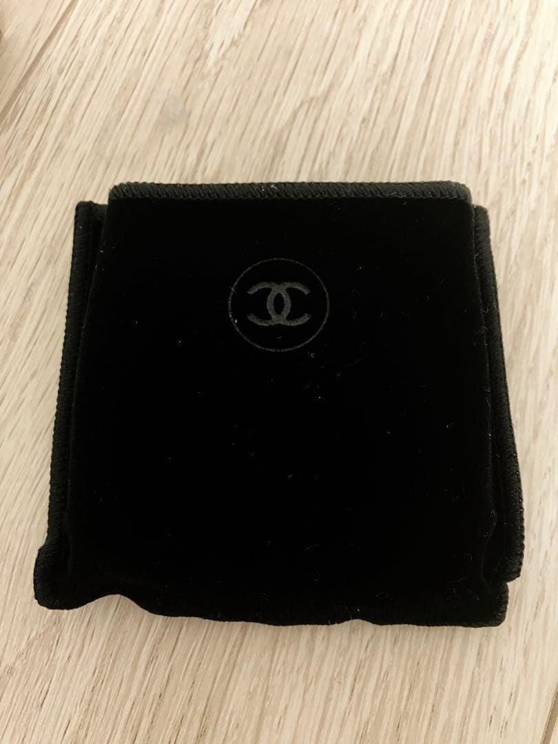 CHANEL レ キャトル オンブル 392イニシアシオン　アイシャドウパレット