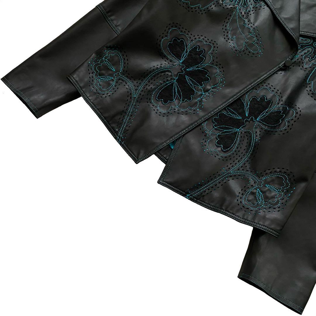 トクコプルミエヴォル 花柄 刺繍 フェイクレザー ジャケット 9 TOKUKO