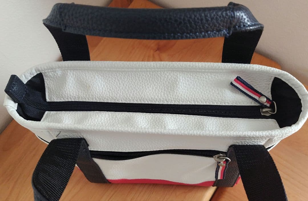   トミーヒルフィガー ゴルフカートバッグ ファスナー