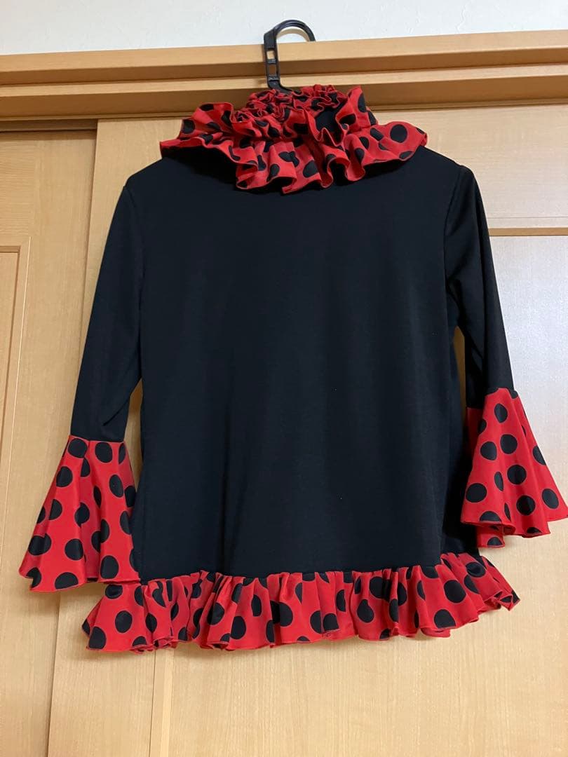 フラメンコ衣装　フリル付きトップス セット　黒　赤　水玉　ドット　華