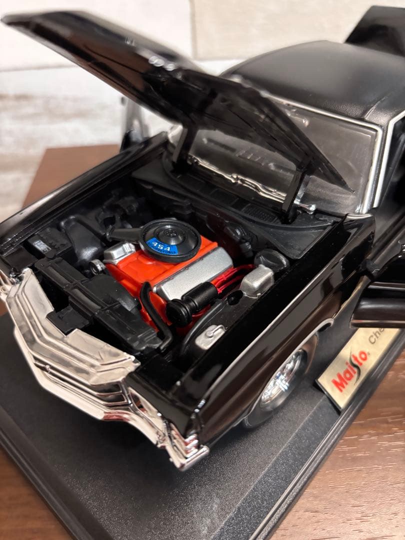 ミニカー 1971 Chevrolet Chevelle SS 454 1/18