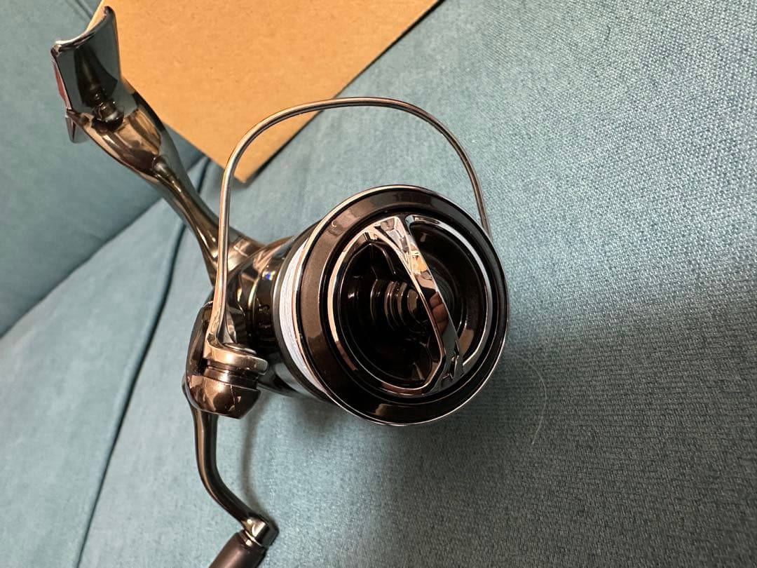 SHIMANO 22ステラC2000S スピニングリール