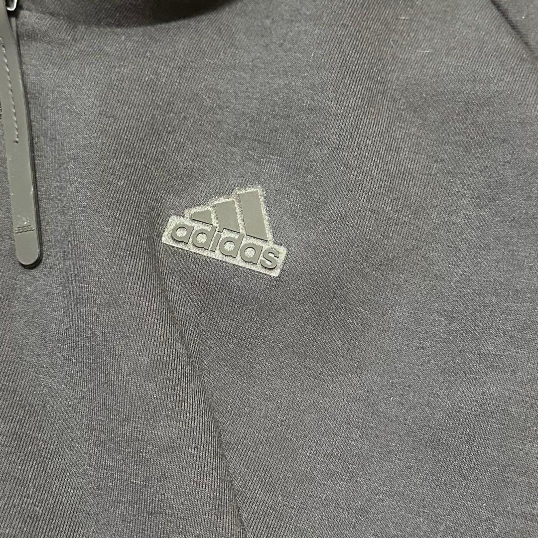 アディダス　クロップド丈パーカー　春夏　ドルマン　プリーツスカート　セットアップ