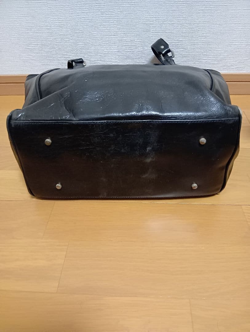 アニアリ　レザートートバッグ　ブラック