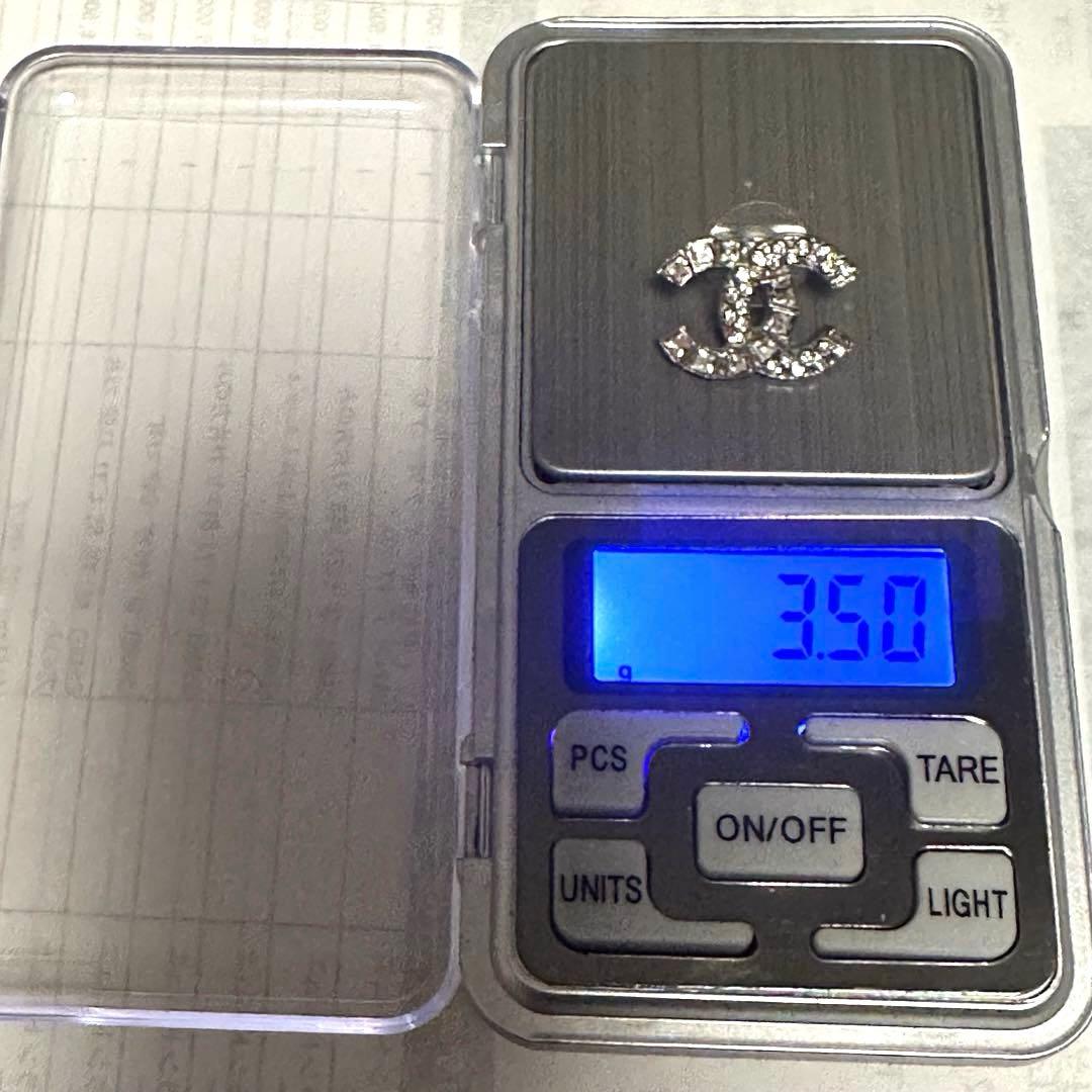 シャネル　CHANEL　ピアス　ココマーク　ラインストーン　シルバー　片耳のみ