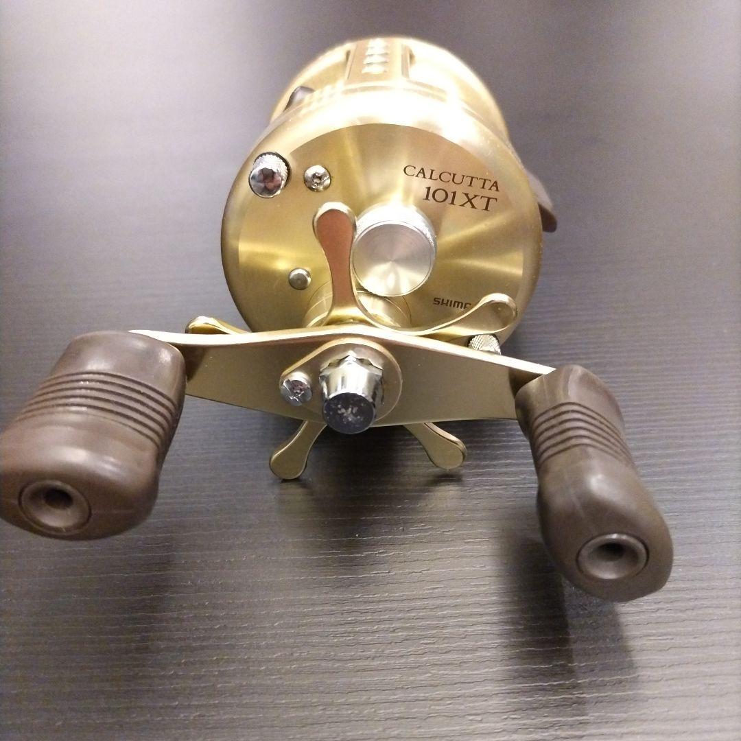 シマノ　カルカッタ101XT レフトハンドル