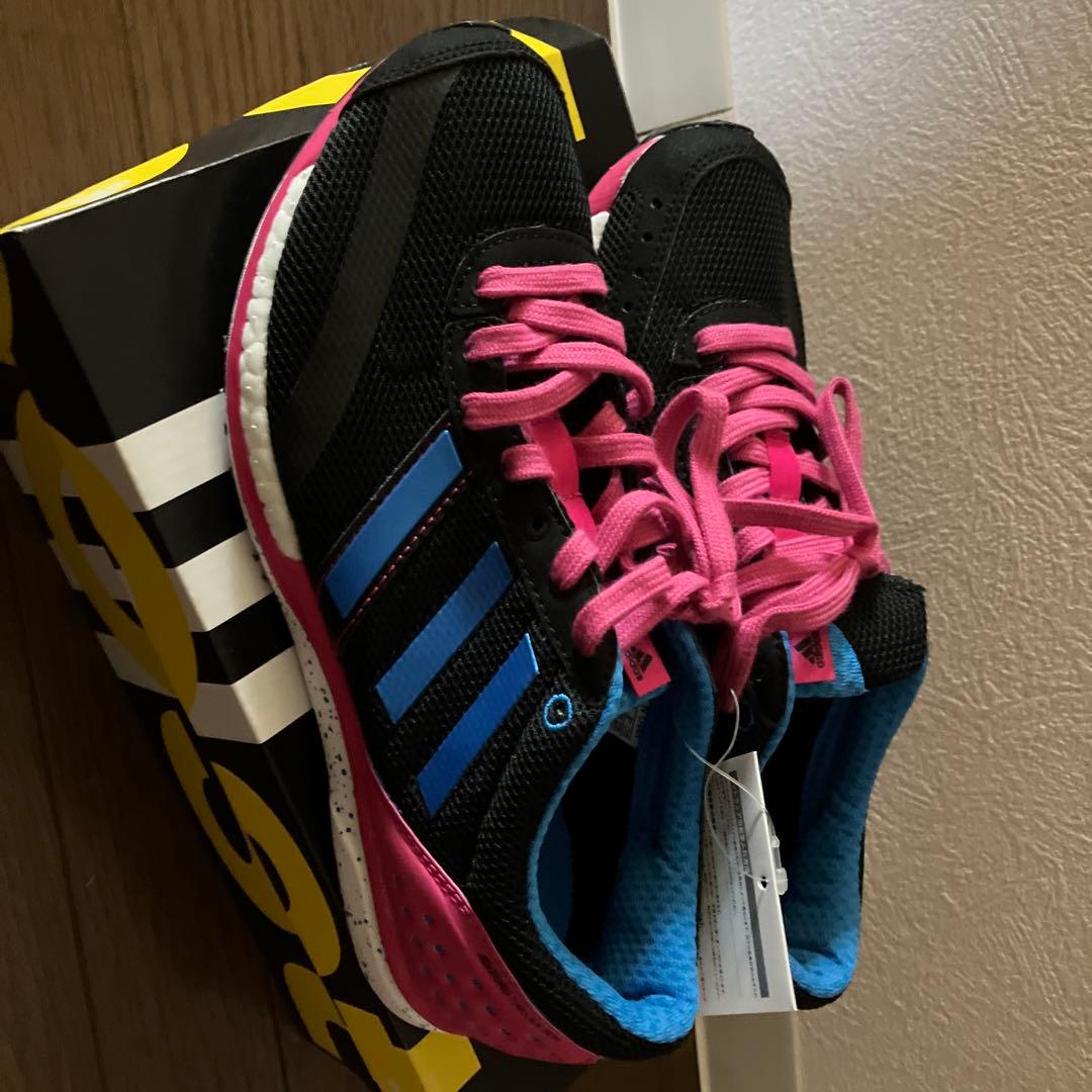 アディゼロ　タクミセン　3