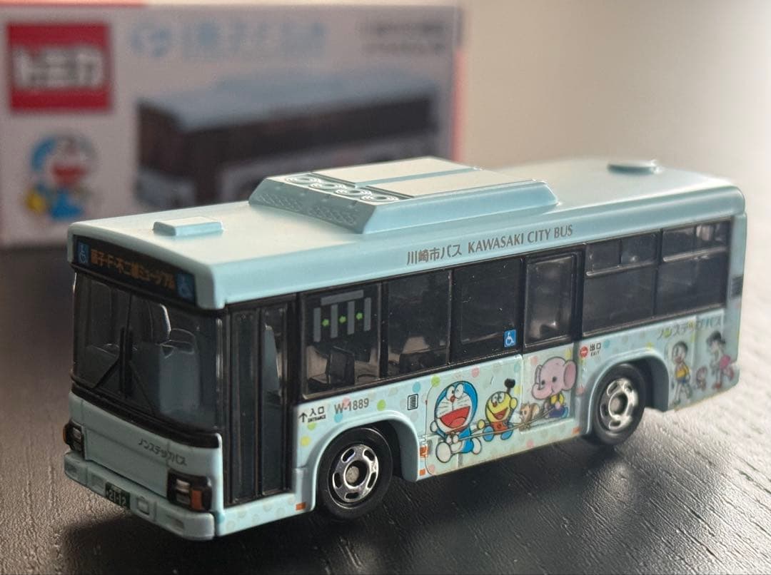 トミカ 川崎市交通局 ドラえもん号 限定