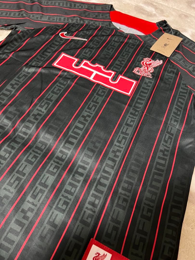 【希少コラボ】リバプール×レブロン・ジェームズ アーノルド　M