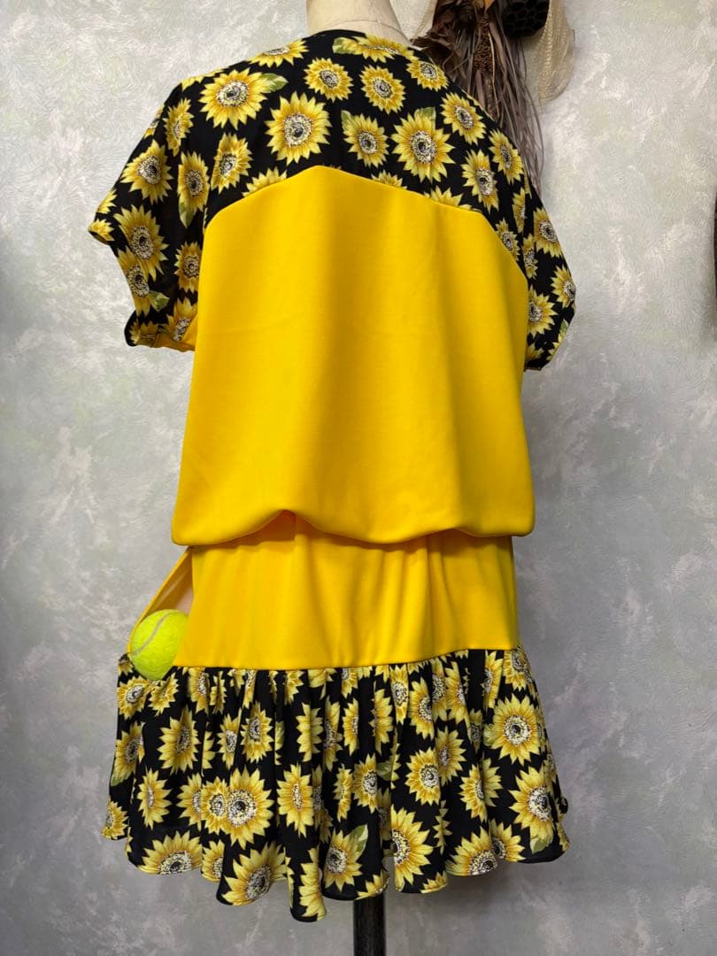 ひまわり柄テニスウェア ワンピース