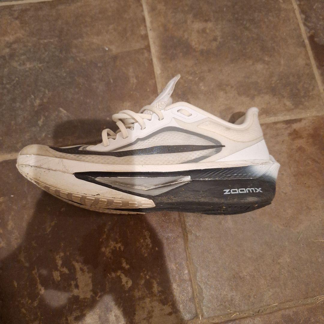 Nike Zoom Fly ホワイト/ブラック　27.5センチ