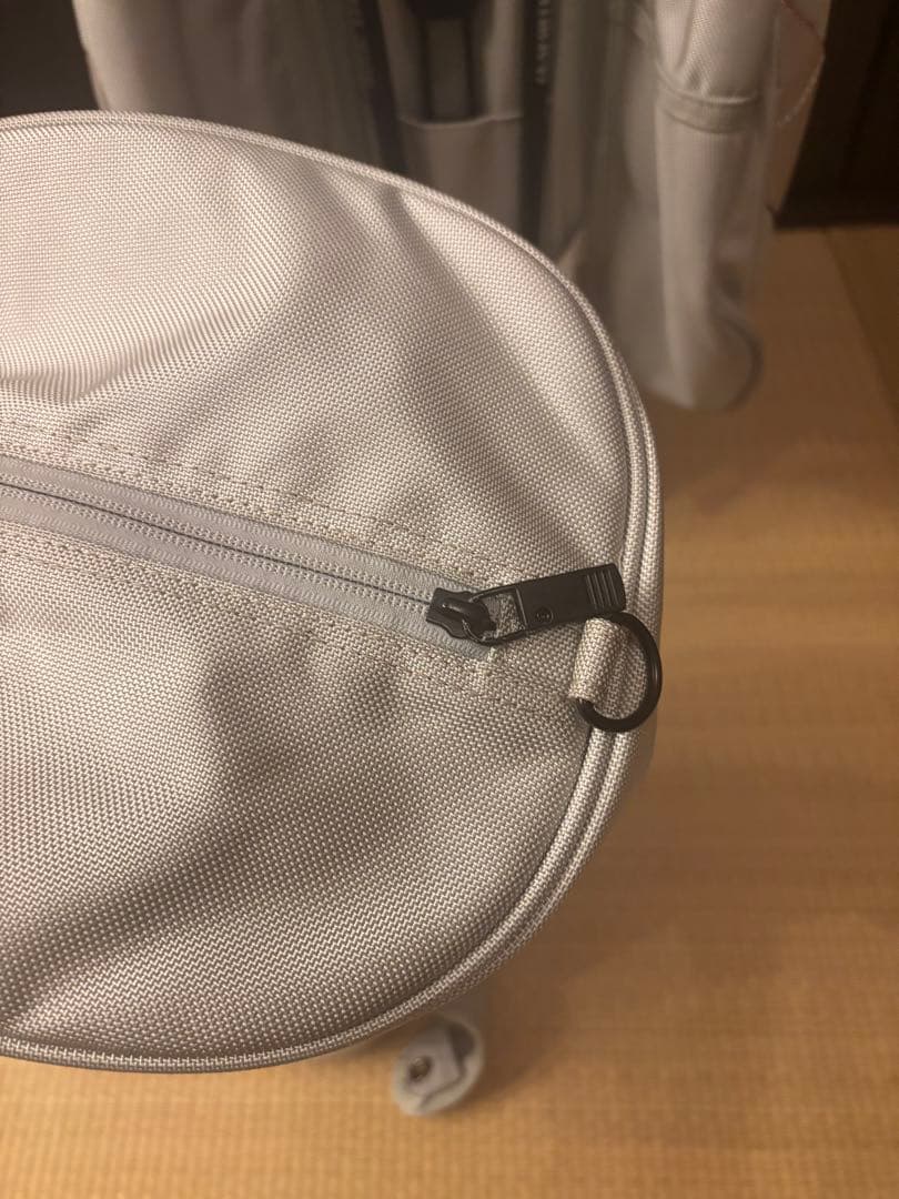 ブリーフィング　CR-10 ホワイト　グラファイトデザイン　キャディバッグ