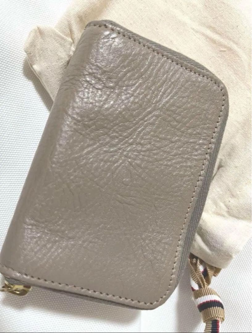 新品イルビゾンテ IL BISONTE革キーケース ケース ミニ財布グレー