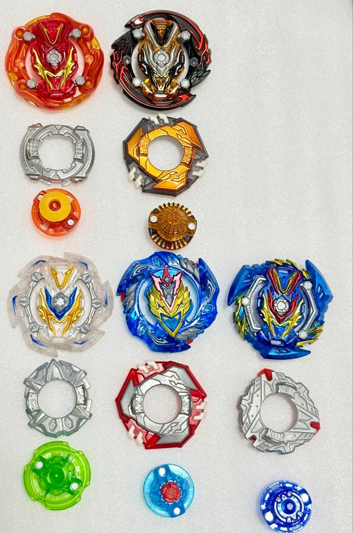 ベイブレードバースト 歴代ヴァルキリー シューター付き まとめ売り