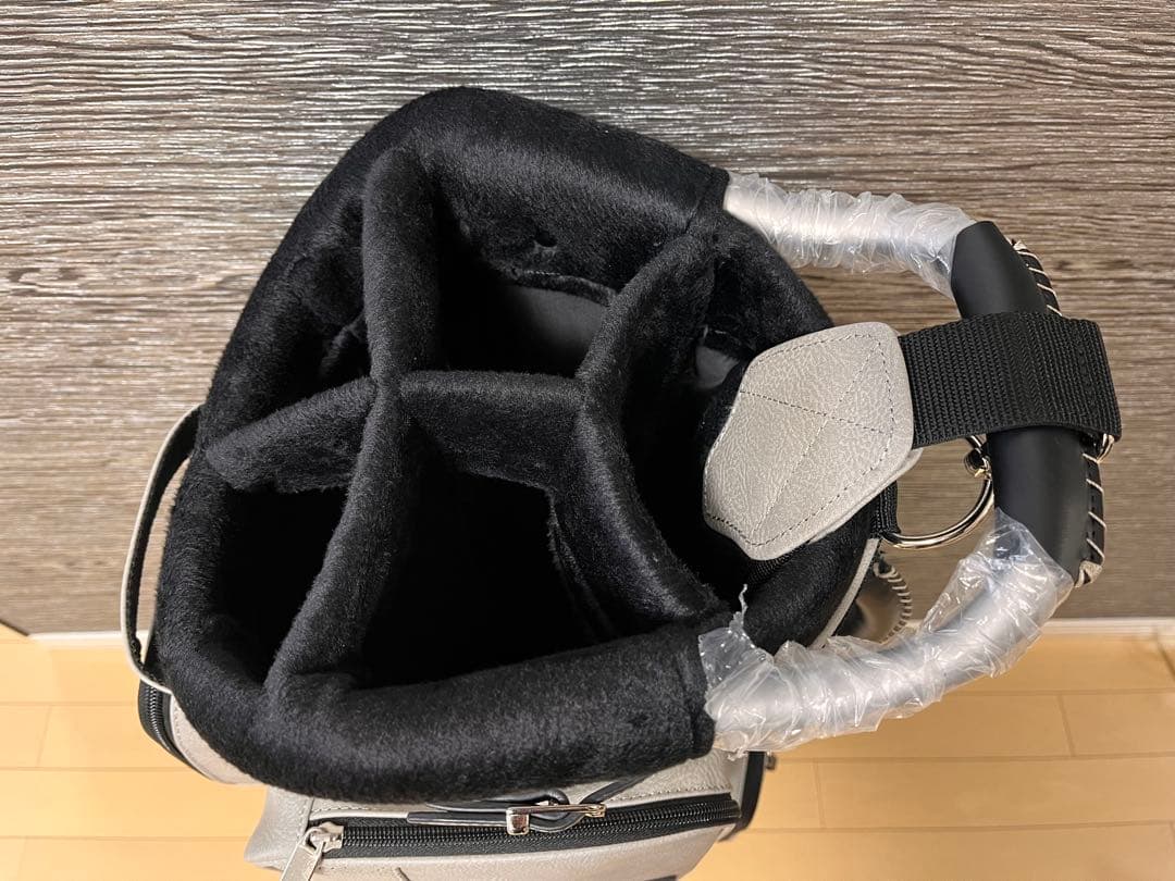 ゴルフバッグ・キャディバッグ　グレー　キャディーバッグ 新品