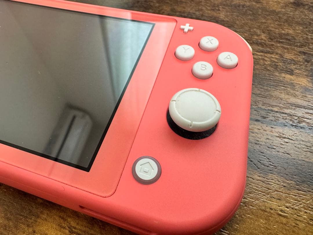 Nintendo Switch Liteコーラルあつまれどうぶつの森セット
