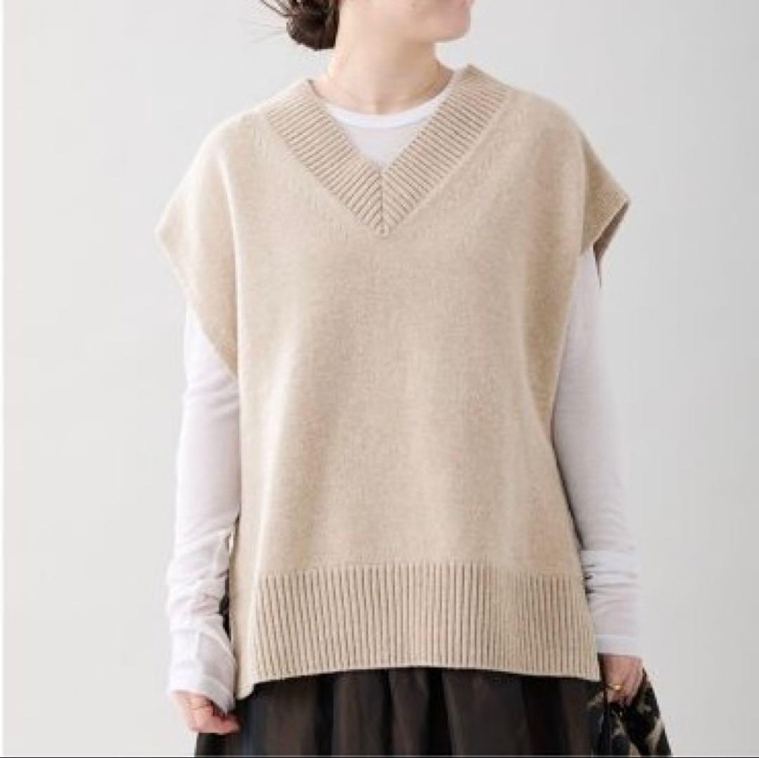 美品⭐︎IENAミドルゲージウールジレ