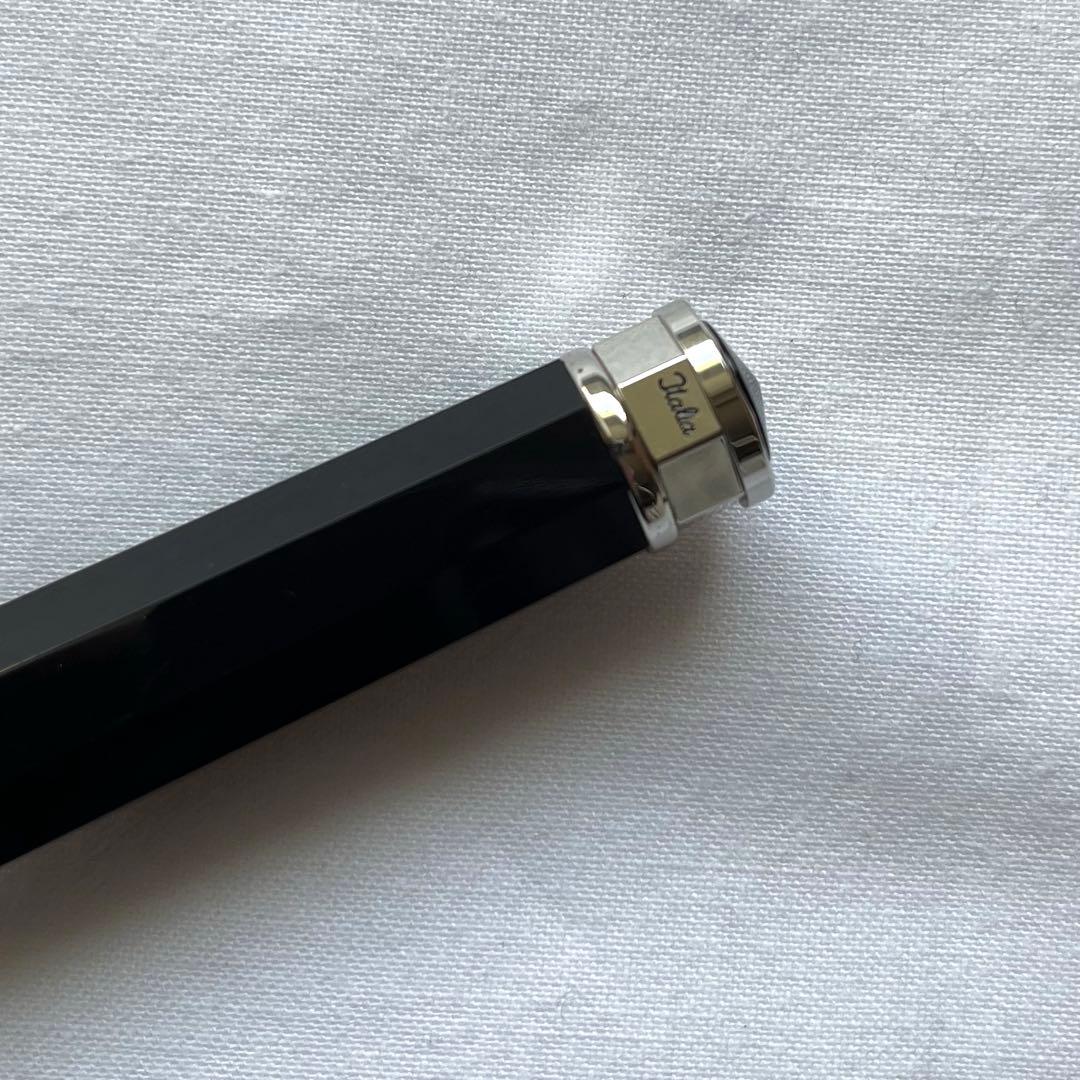 Montegrappa モンテグラッパ　黒 ボールペン