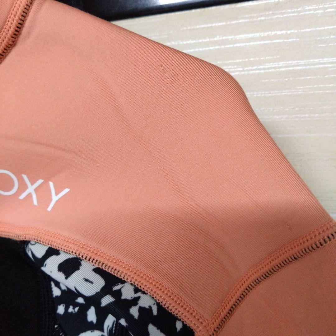 お洒落　ロキシー120センチ　フルスーツ　ウエットスーツサーフィン可愛い