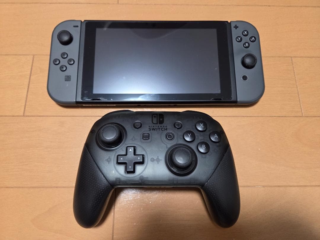 Nintendo Switch 本体 + Proコン（箱無し）