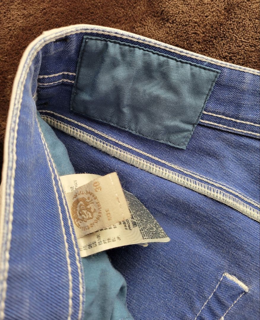 ブンチャン❗★DIESEL 白 スリム キャロット W30 ストレッチ