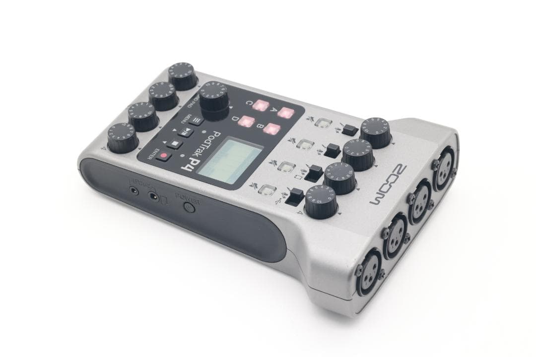 【4047】ZOOM P4 ポッドキャストレコーダー 高性能マイクプリアンプ