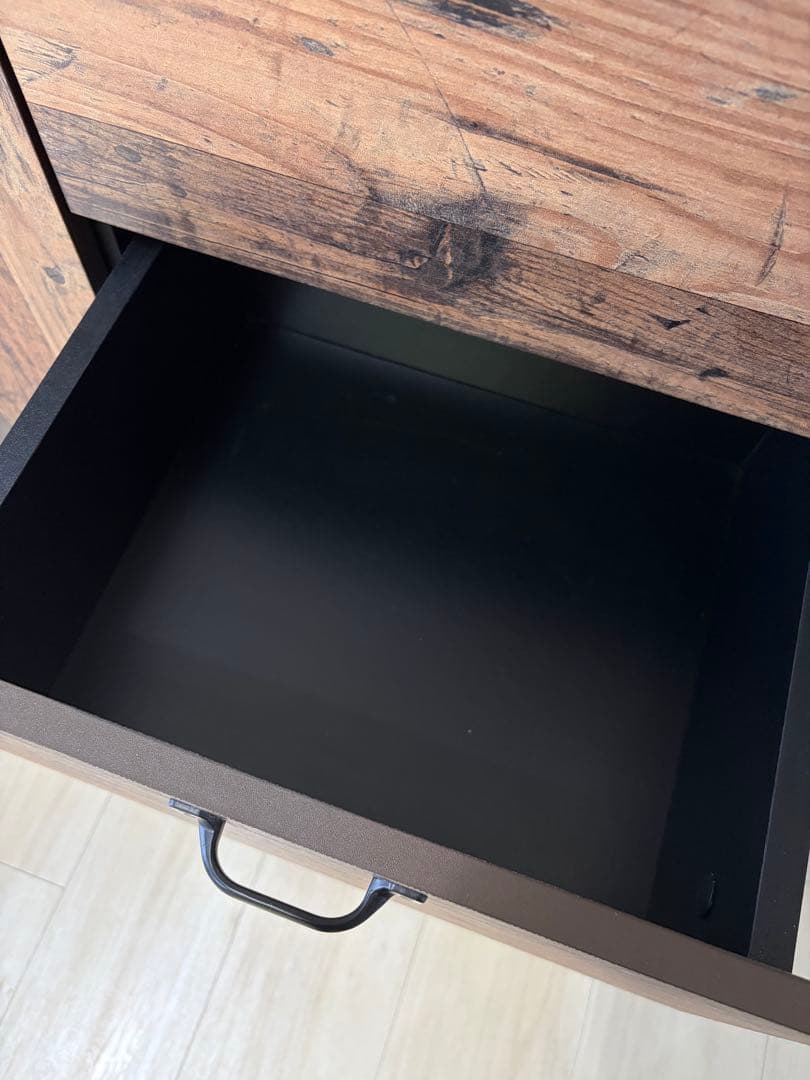 ダ*ィ様 [幅120] 収納棚 キャビネット 木目調 コンクリート柄 LOWYA