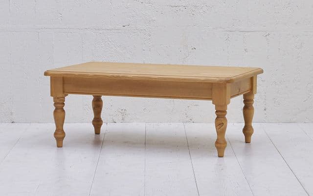 ペニーワイズ　コーヒーテーブル